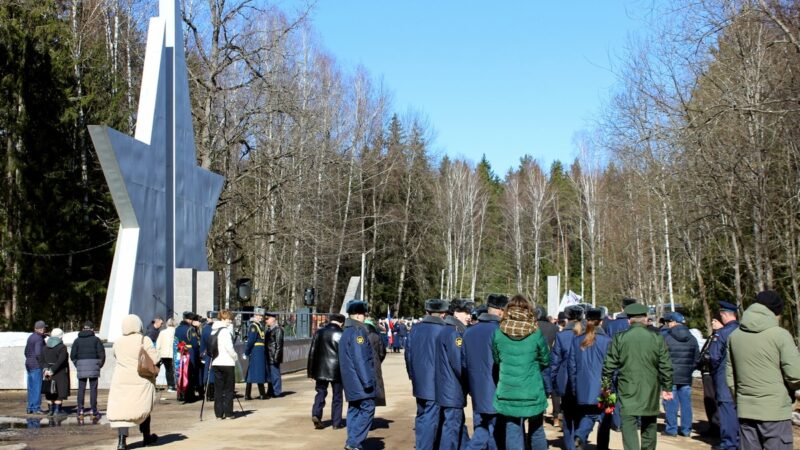 На месте гибели Гагарина восстановят домик космонавтов