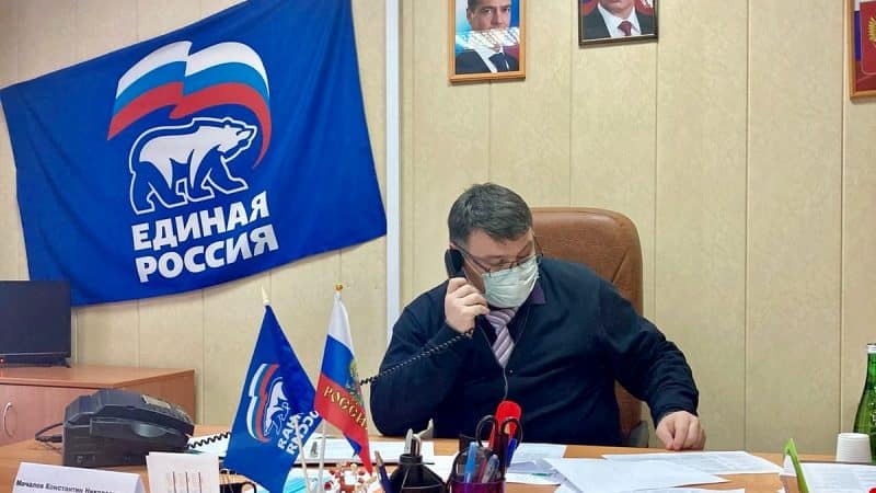 В «Единой России» прокомментировали скандал вокруг Константина Мочалова