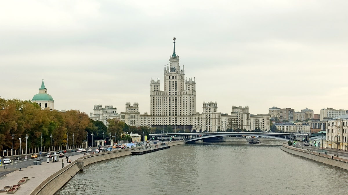 Москва туризм 8-min