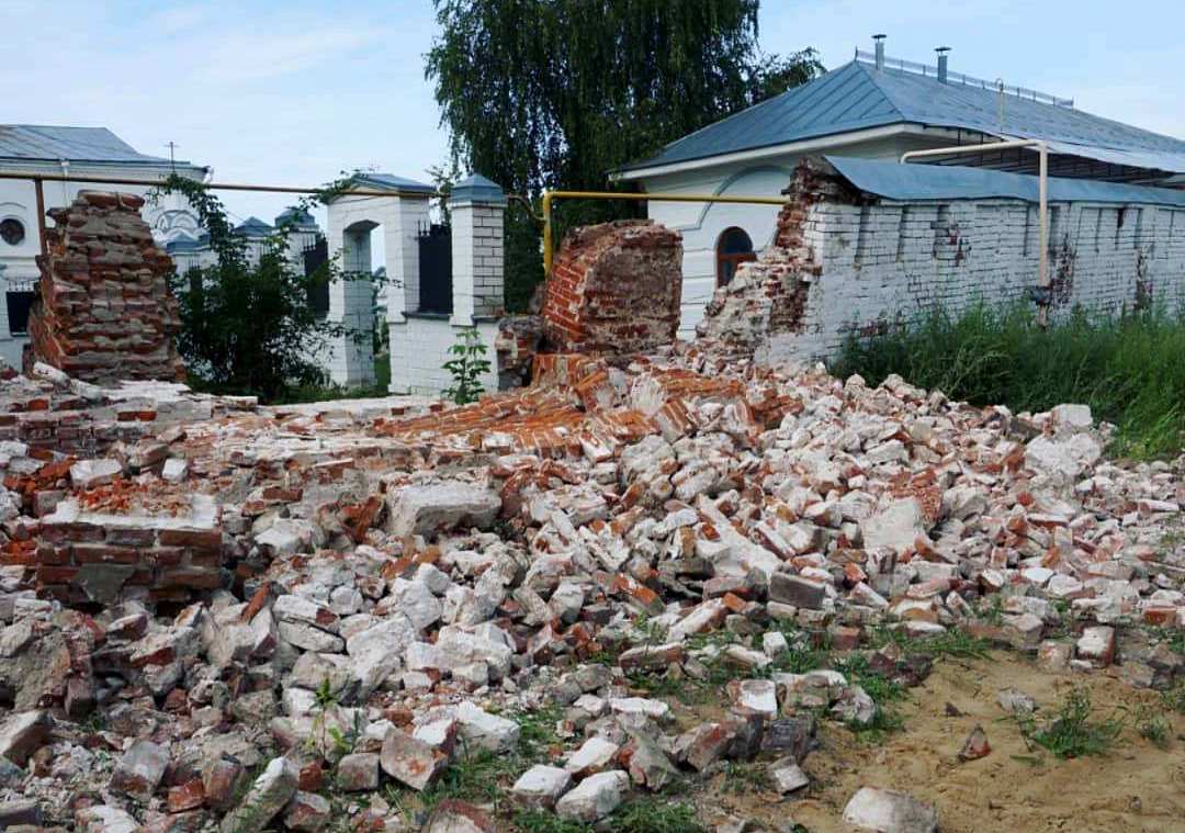 В Муроме во второй раз за полгода обрушилась стена монастыря