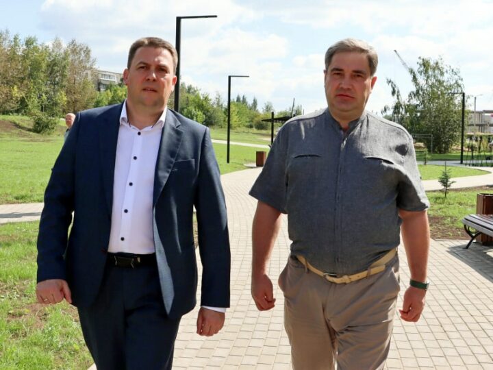 Уволенный Наумовым начальник ЖКХ вернулся на должность