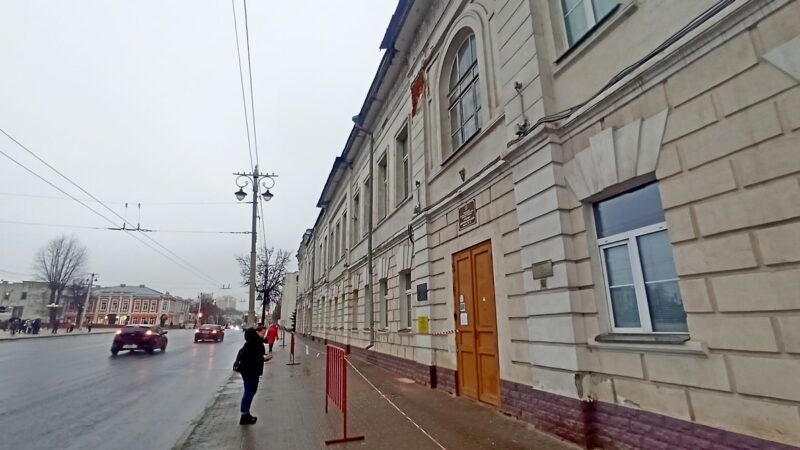 Во Владимире до 2027 года должны отремонтировать 13 школ
