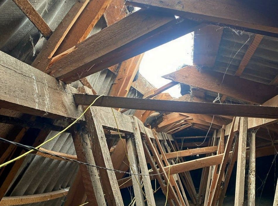 Во Владимирской области из-за снега начался крышепад