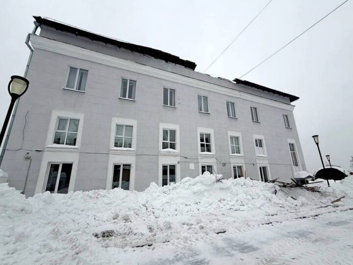 В Гусь-Хрустальном обрушилась крыша недавно отремонтированной школы