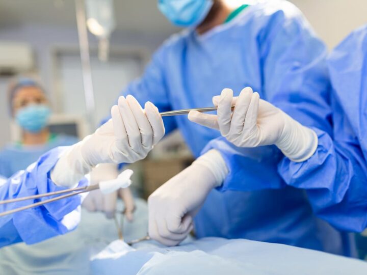 В теле жительницы Вязников при операции оставили скальпель