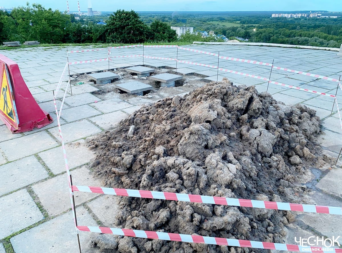Памятник Боголюбский смотровая дмитриевский собор 2