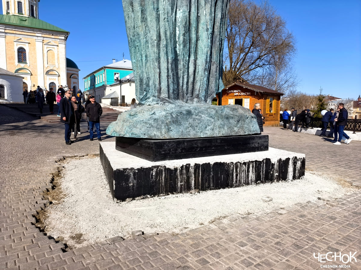 Памятник Долгорукий 2