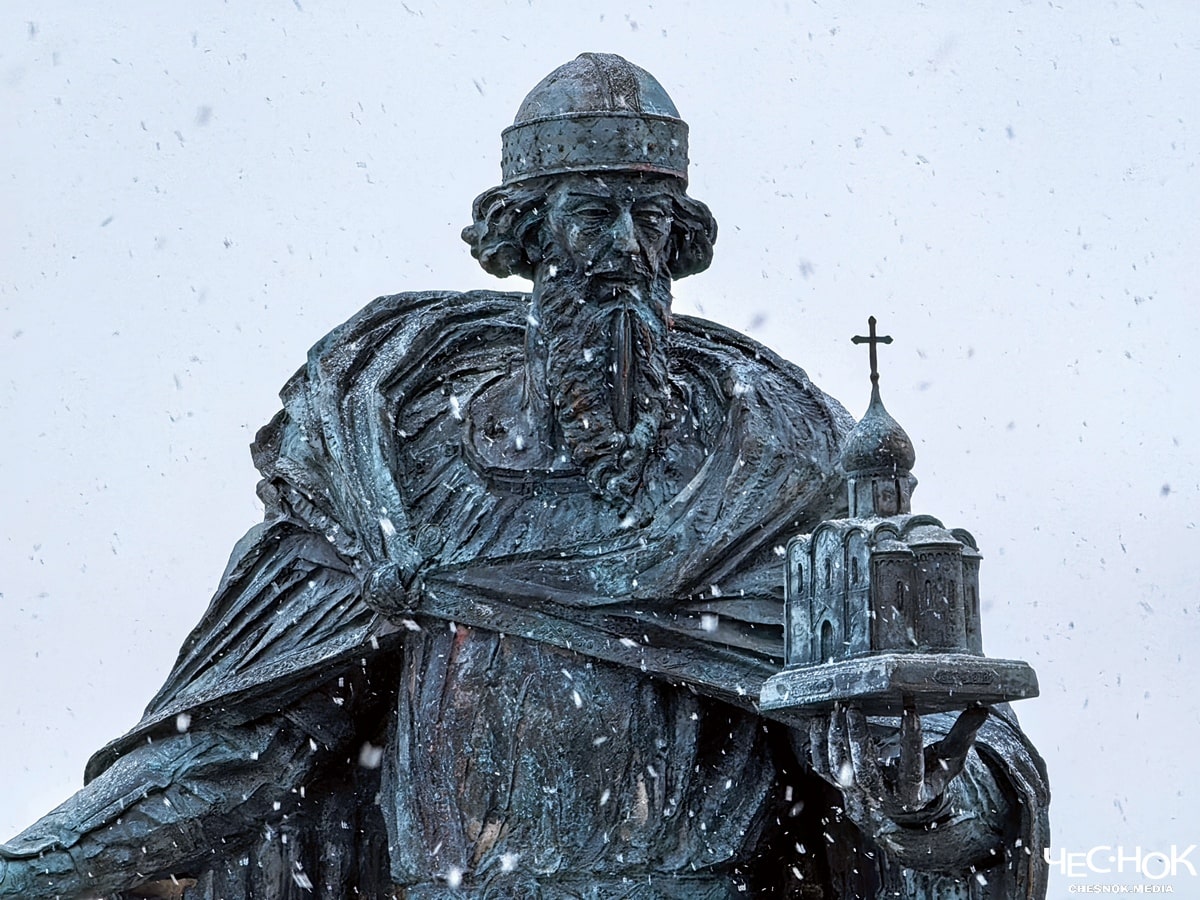 Памятник Долгорукий 3-min