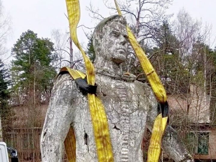 Во Владимирской области нашли второй памятник космонавту