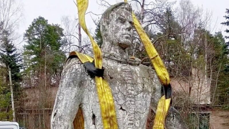 Во Владимирской области нашли второй памятник космонавту