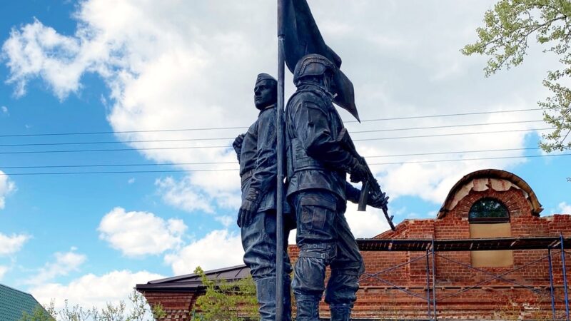 В Петушинском районе появился памятник героям СВО