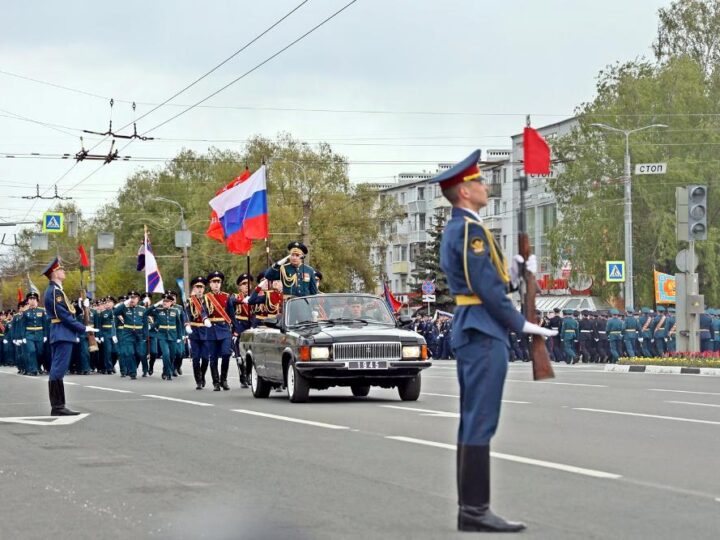 Во Владимире прошел парад Победы
