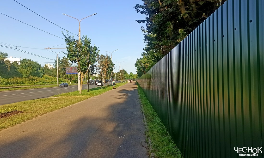Парк ДТЮ забор-min