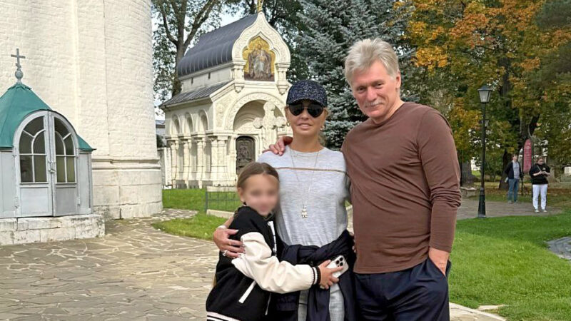 Пресс-секретарь президента отдохнул с семьей в Суздале