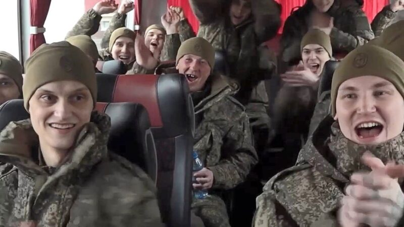 Трое владимирцев вернулись из украинского плена