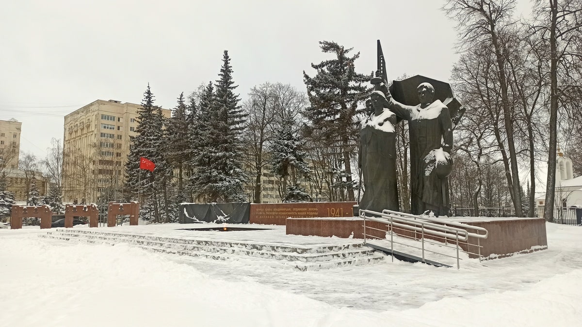Бастрыкина возмутило состояние мемориала Победы во Владимире