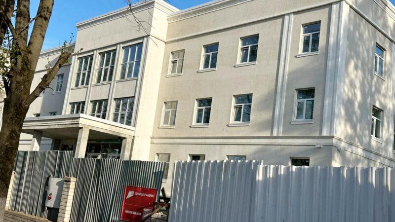 Поликлинику в Кольчугино поразила «эпидемия недостроев»