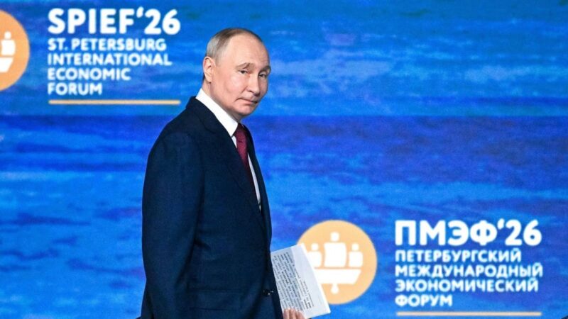 Путин по ошибке похвалил Авдеева за достижение, которого не было