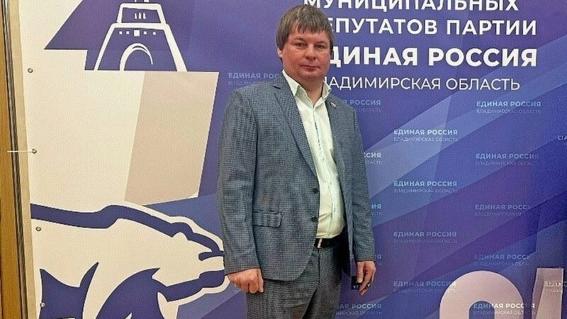 Депутат-единоросс из Гусь-Хрустального попался на пьяной езде?
