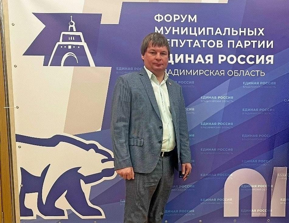 Депутат-единоросс из Гусь-Хрустального попался на пьяной езде?