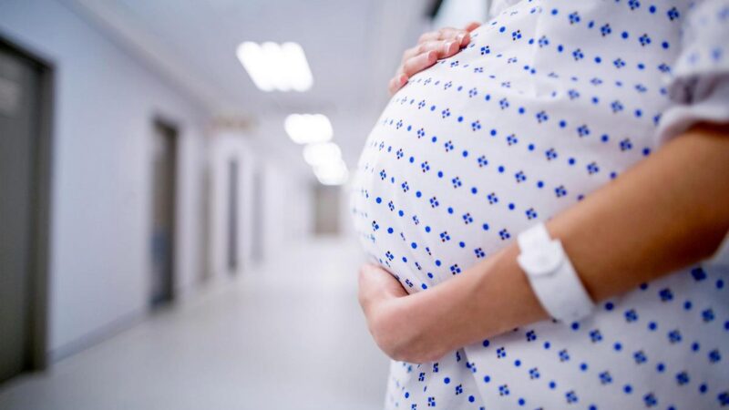 Мама отсудила у больницы 1,5 млн рублей за травму ребенка при родах