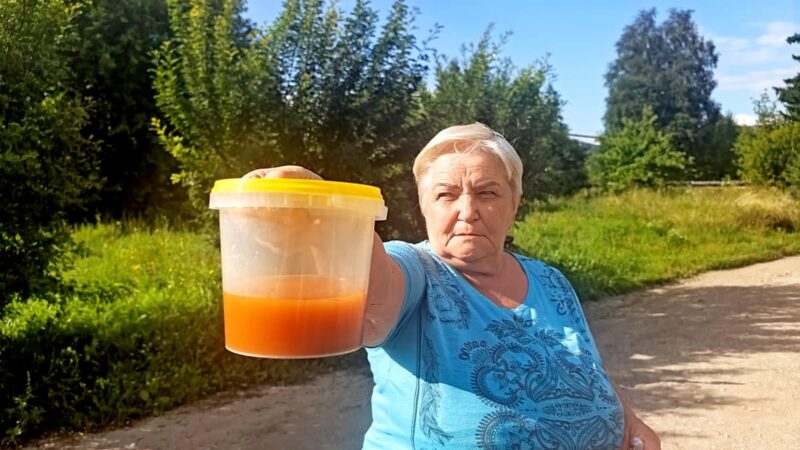 Жителей Кольчугинского района травят ржавой водой