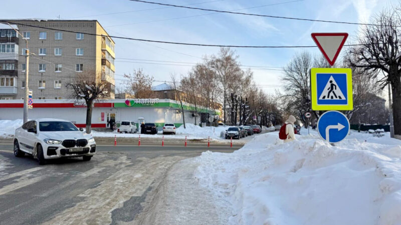 На улице Сакко и Ванцетти закрыли сквозной проезд через Горького