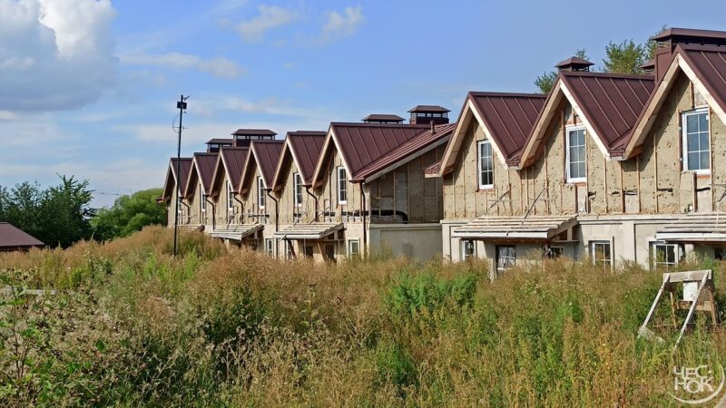 Депутат Госдумы потребовал снести гостиницу-самострой в Суздале