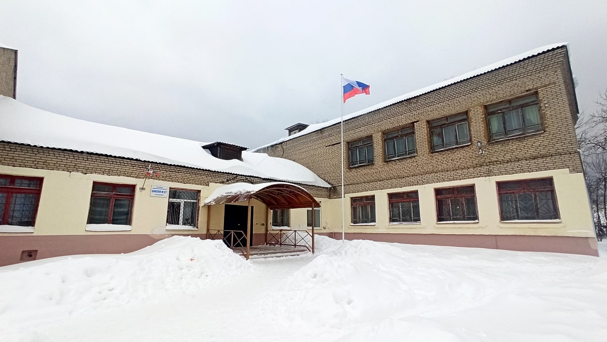 Министерство образования не станет закрывать школу в Балакирево