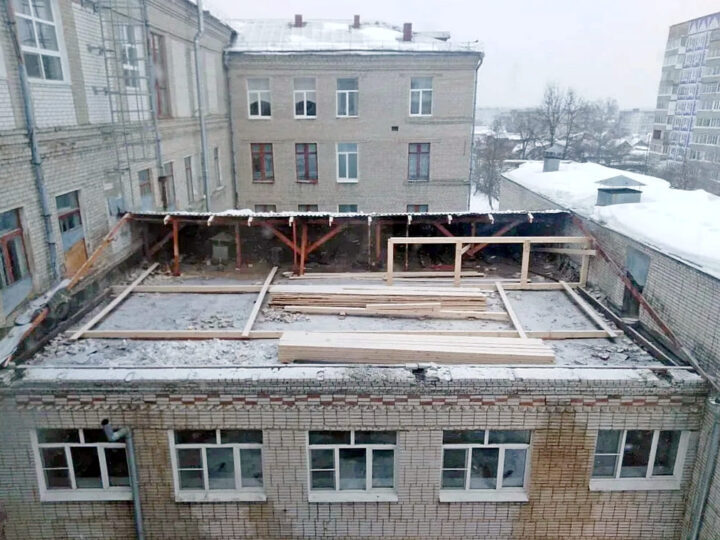 Школу в Коврове закрыли на срочный ремонт крыши
