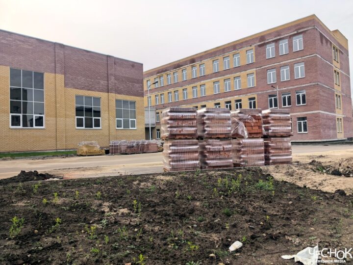 Недостроенная школа в Покрове потеряла подрядчика