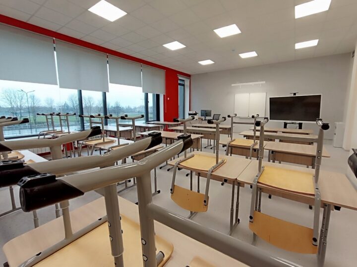 Пятеро взрослых владимирцев до сих пор учатся в начальной школе