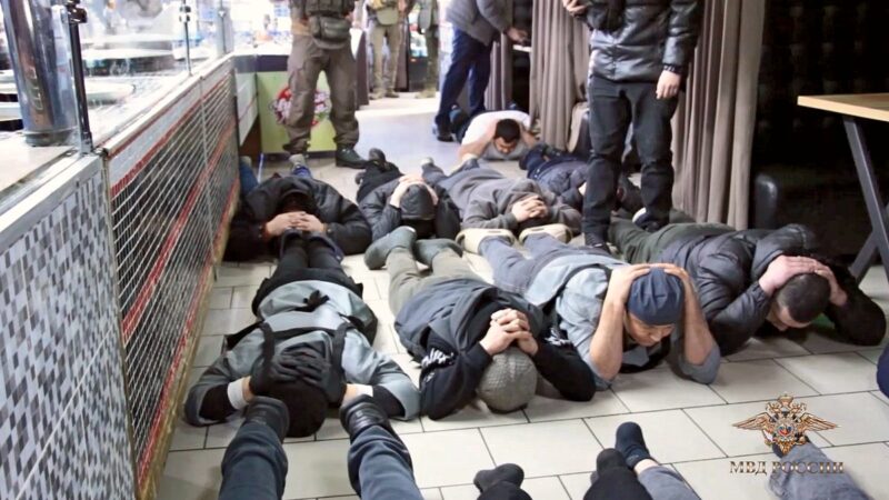 Мигранты и шоколадная фабрика. Силовики накрыли завод фальсификата в Покрове