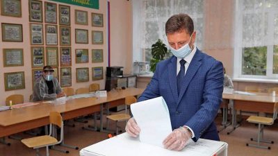 Жириновский: губернатор Сипягин доработает до конца срока