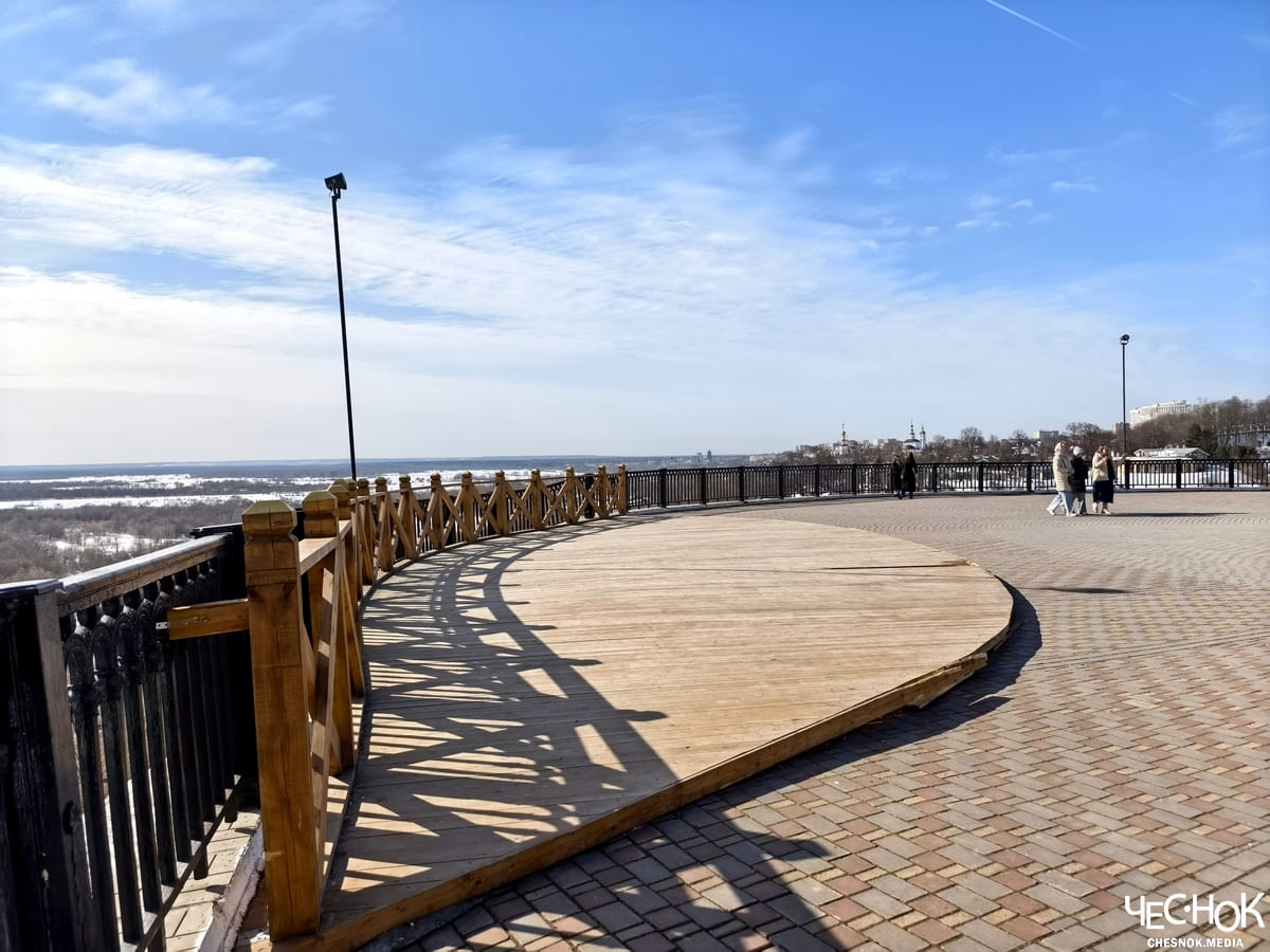 Смотровая площадка парк пушкина настил памятник князь владимир