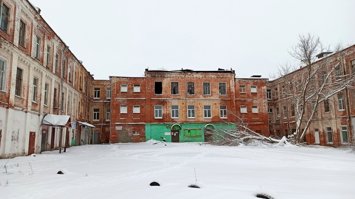 Жители аварийной казармы в Собинке заплатят миллион за ремонт крыши