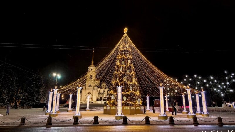 На главных площадях Владимира запустили бесплатный Wi-Fi