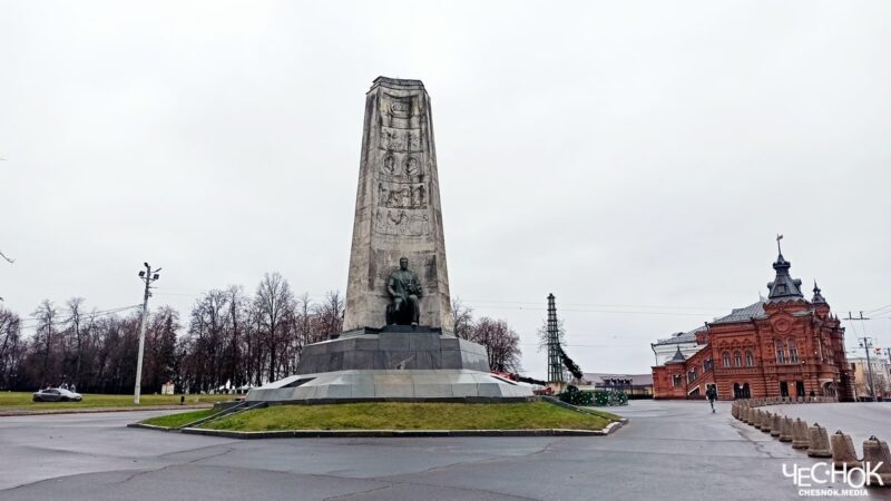 Памятники во Владимире не дождались ремонта