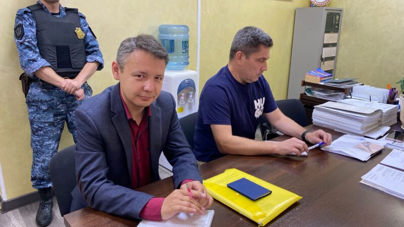 Главного редактора «Чеснока» уведомили о штрафе по телеграфу