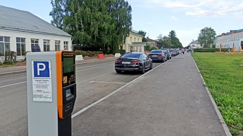 Платную парковку в Суздале расширят к Кремлю