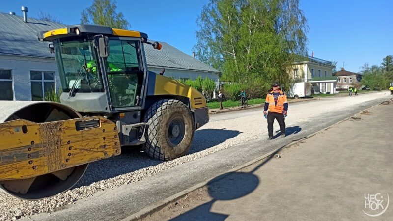 Суздальские власти подтвердили ремонт дорог московским фото