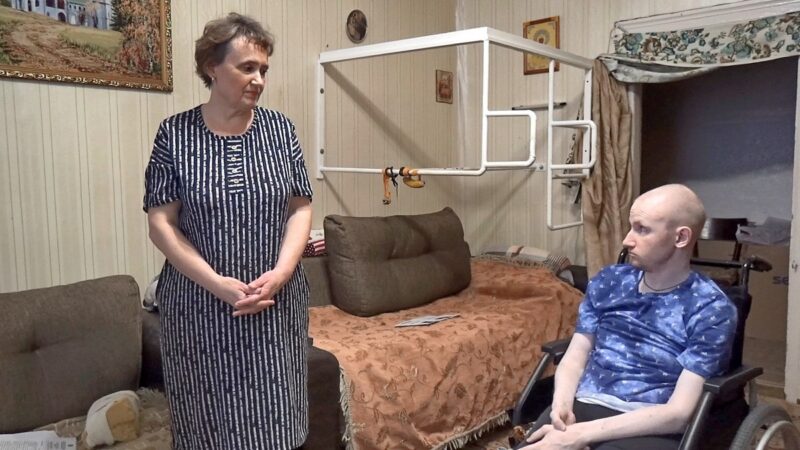 После репортажей «Чеснока» ребенок-инвалид и многодетная мать получили квартиры