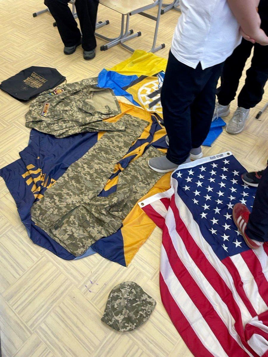 СВО школа флаги (1)