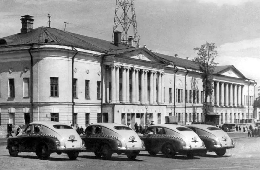 Такси Соборная площадь СССР-min