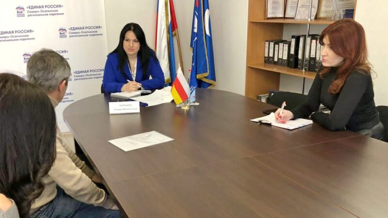 Минздрав ищет замену главврачу Гаглоевой с опытом работы