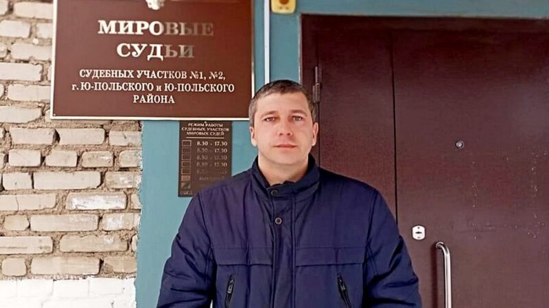 Украинцы выставили владимирского журналиста нацистом с нашивкой Z. Суд не увидел преступления