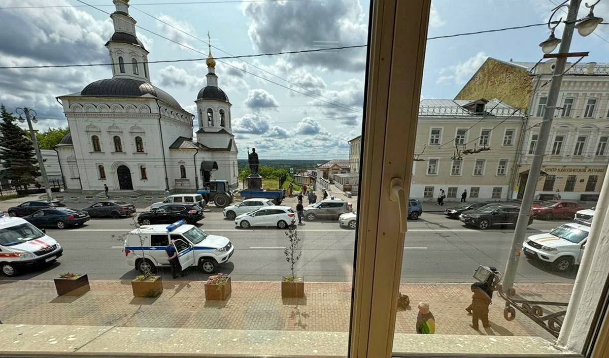 Панику отставить! Что за дрон упал в центре Владимира?
