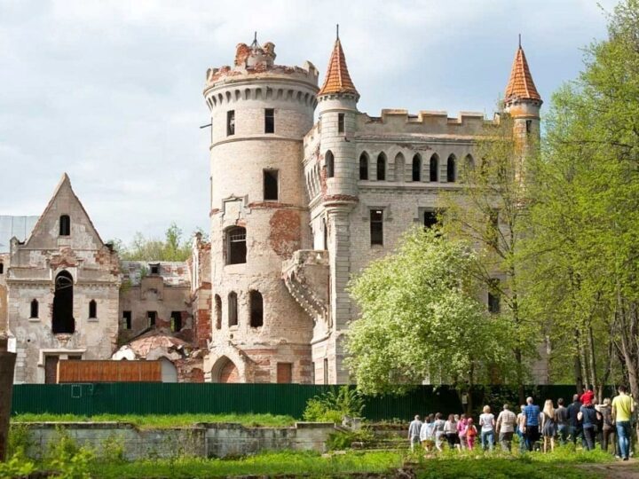 Усадьбу Храповицкого передадут Центру пропаганды ИЗО