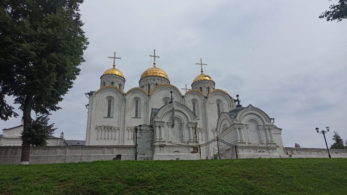 На реставрацию Успенского собора потратят три года и 300 млн рублей