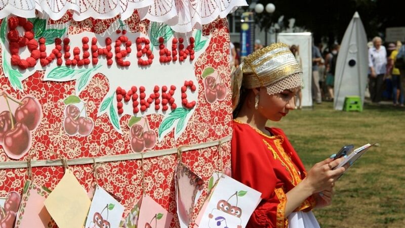 Программы фестиваля «Владимирская вишня» и Фатьяновского фестиваля